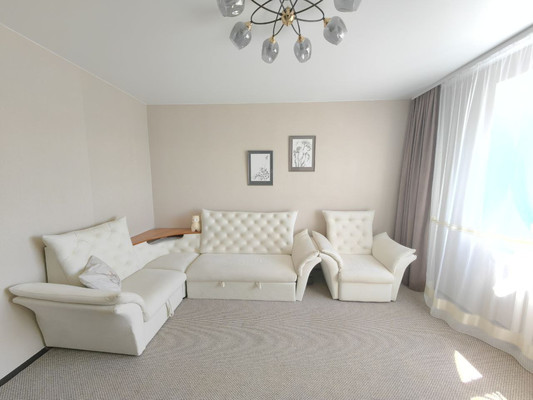 Купить 4-комнатную квартиру