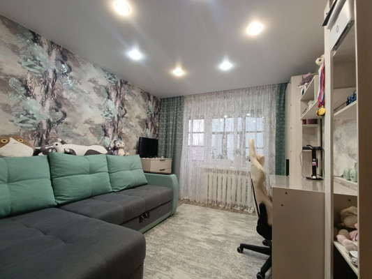 Купить 4-комнатную квартиру